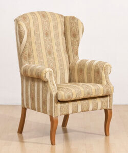 fotel Uszak kominkowy pasy